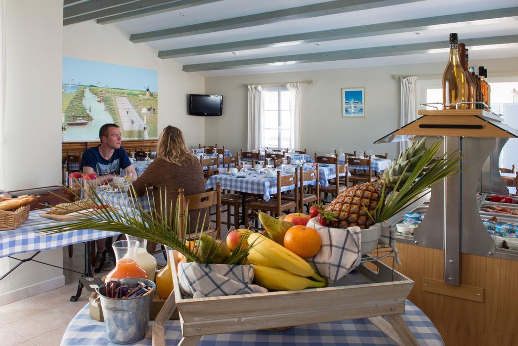 Hotel Jerodel Le Bois-Plage-en-Re Bagian luar foto