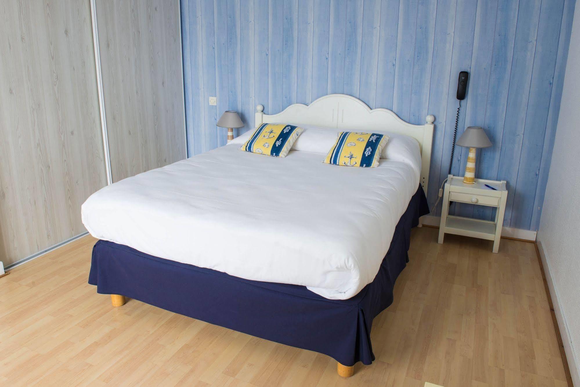 Hotel Jerodel Le Bois-Plage-en-Re Bagian luar foto